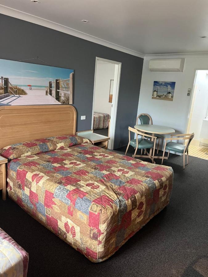 Chelsea Motor Inn Coffs Harbour Buitenkant foto